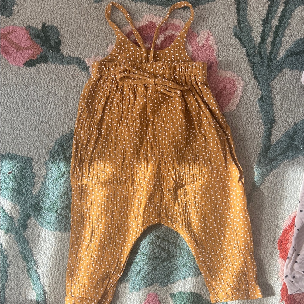 BUNDLE Rylee + Cru Outfits - Picture 4 of 5
